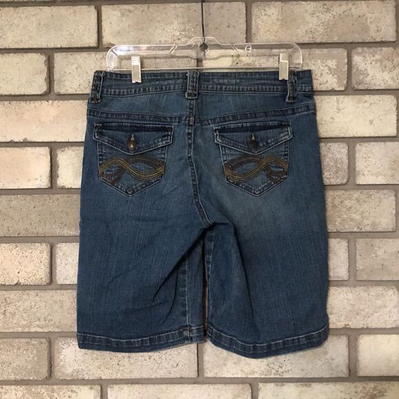 3For$20 jeans short size 11 - Picture 2 of 3